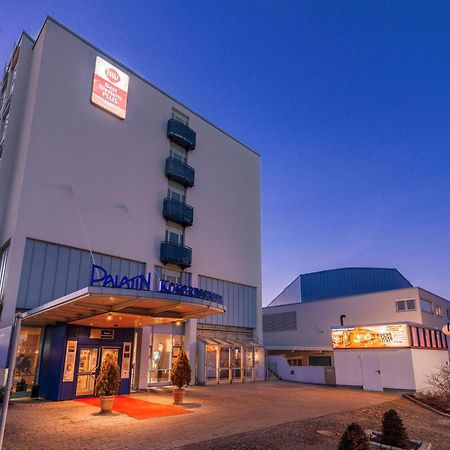 Best Western Plus Palatin Kongresshotel Вислох Экстерьер фото