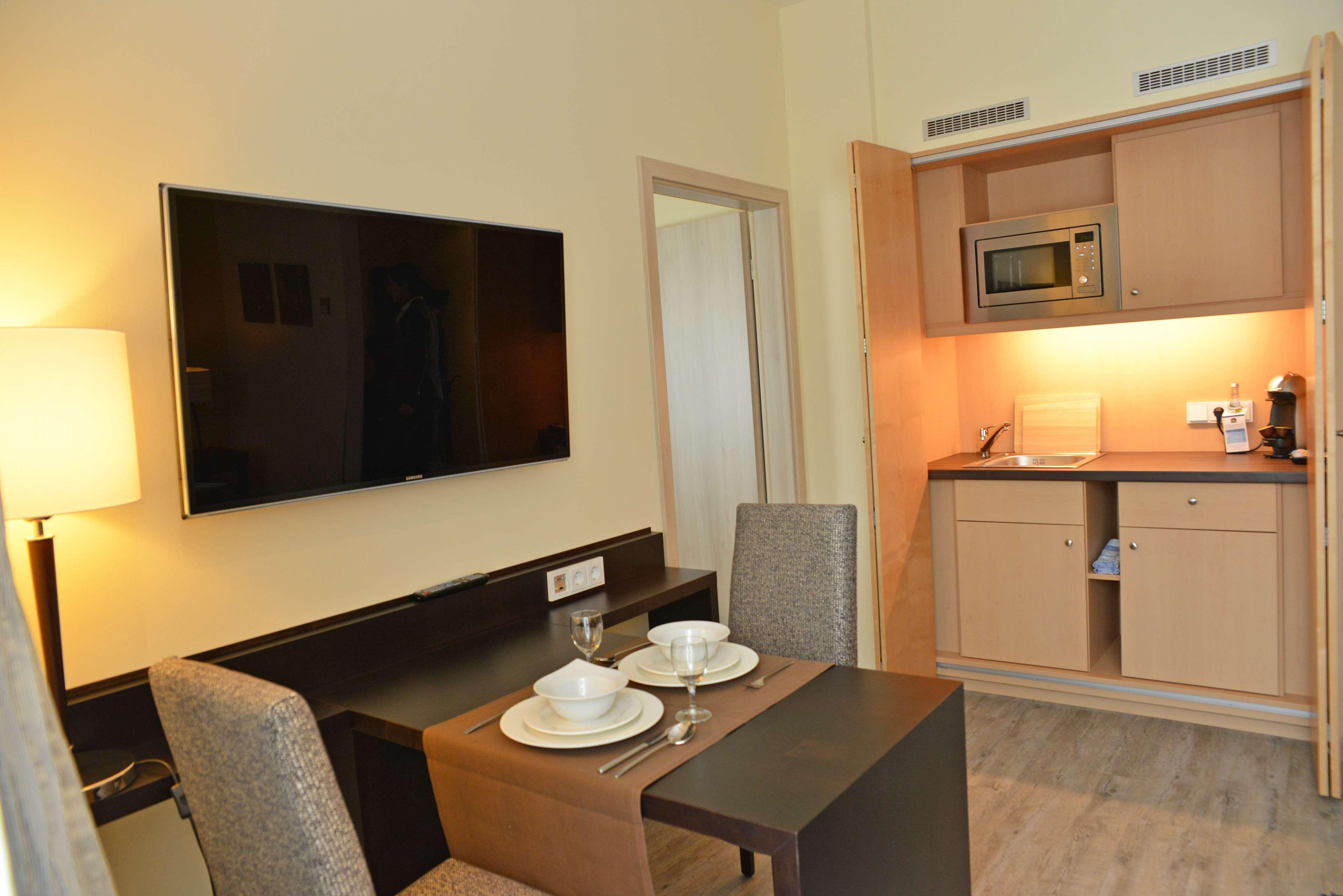 Best Western Plus Palatin Kongresshotel Вислох Экстерьер фото
