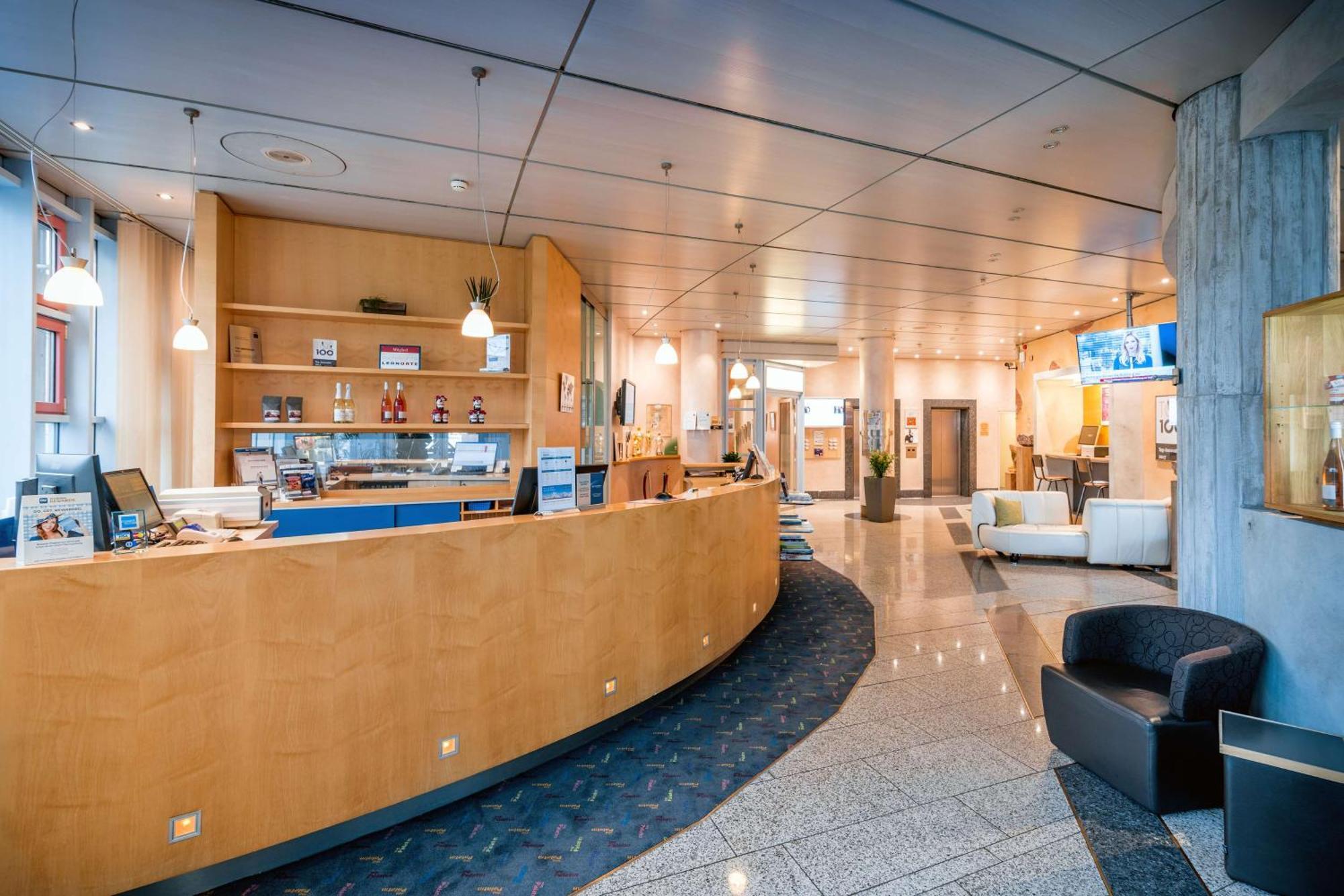 Best Western Plus Palatin Kongresshotel Вислох Экстерьер фото